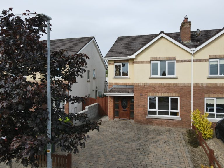 31 The Drumlins | 3 Bed Semi
